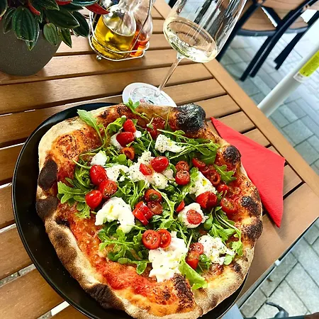 Extra - La Dolce Restaurant אלטנקירכן